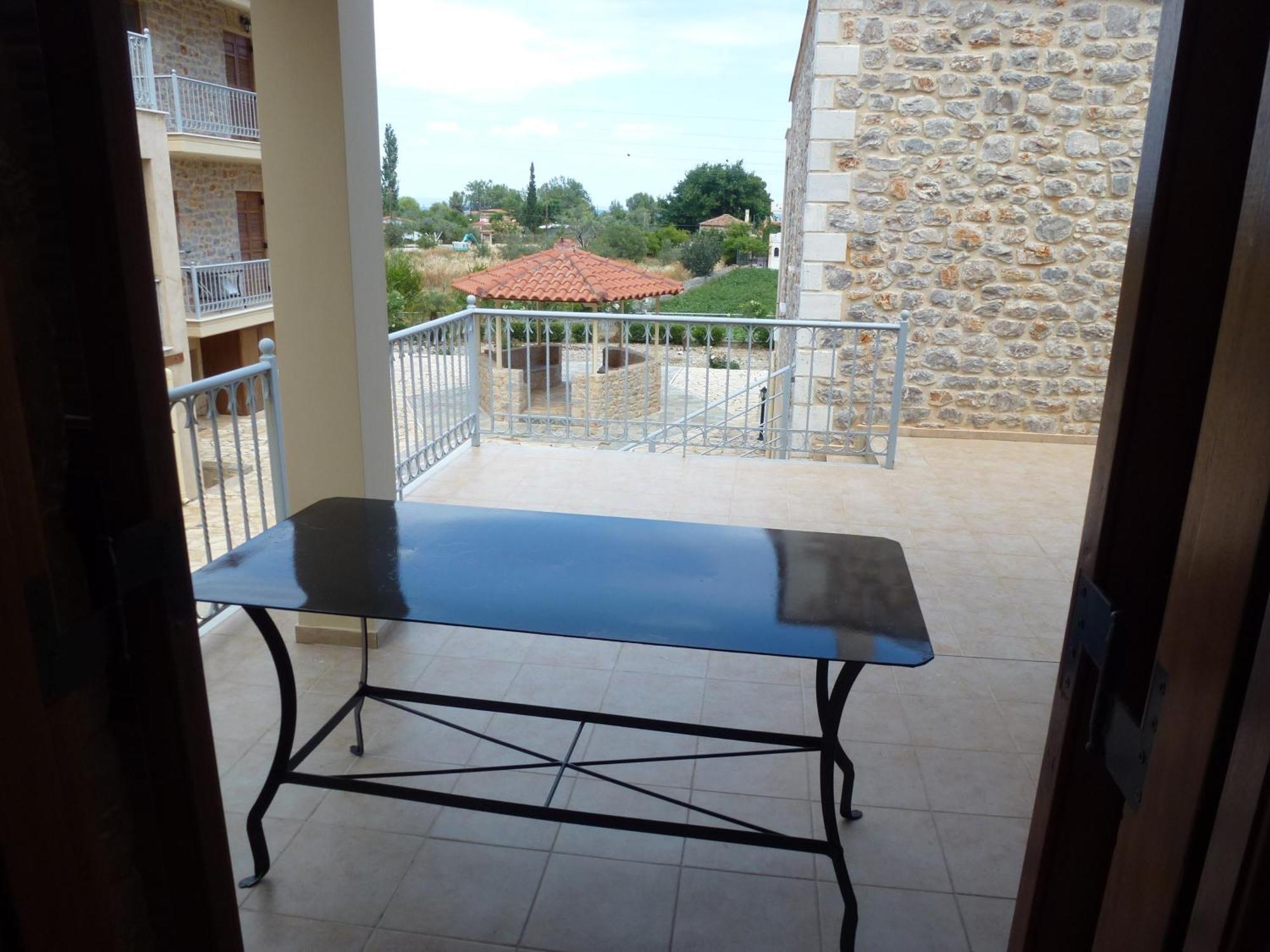 Apartmán Karantonis House Leonídion Pokoj fotografie