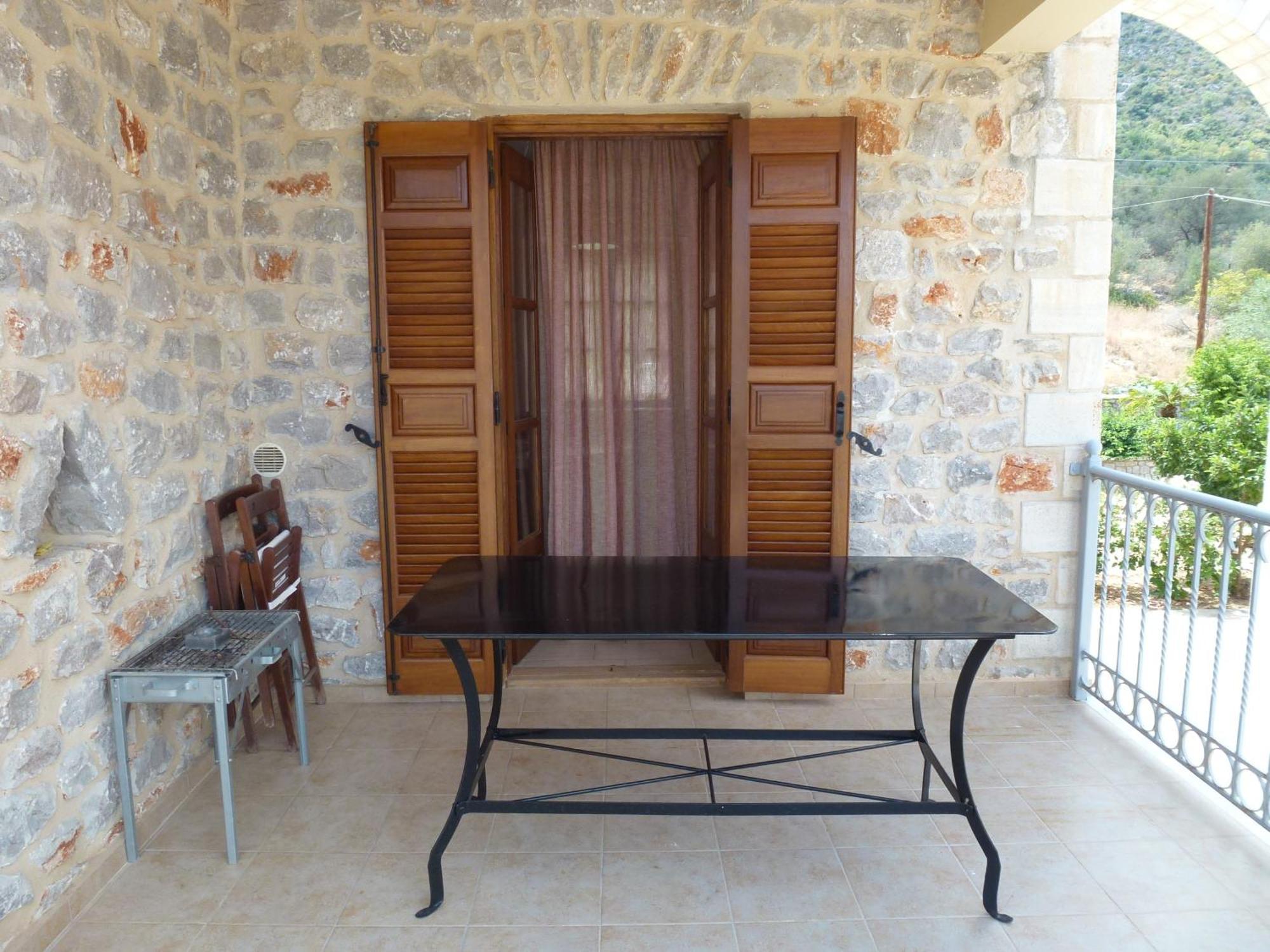 Apartmán Karantonis House Leonídion Pokoj fotografie
