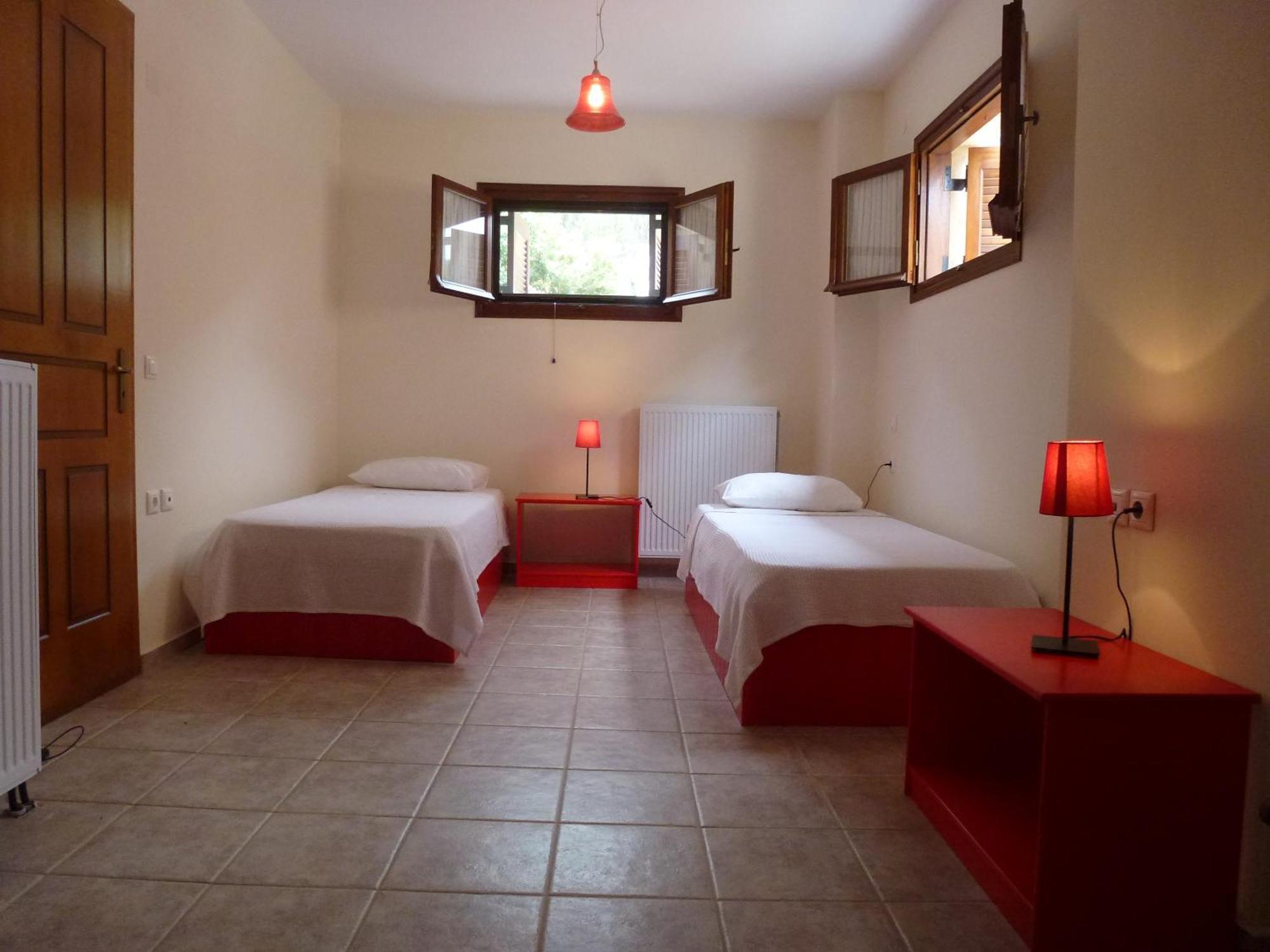 Apartmán Karantonis House Leonídion Pokoj fotografie